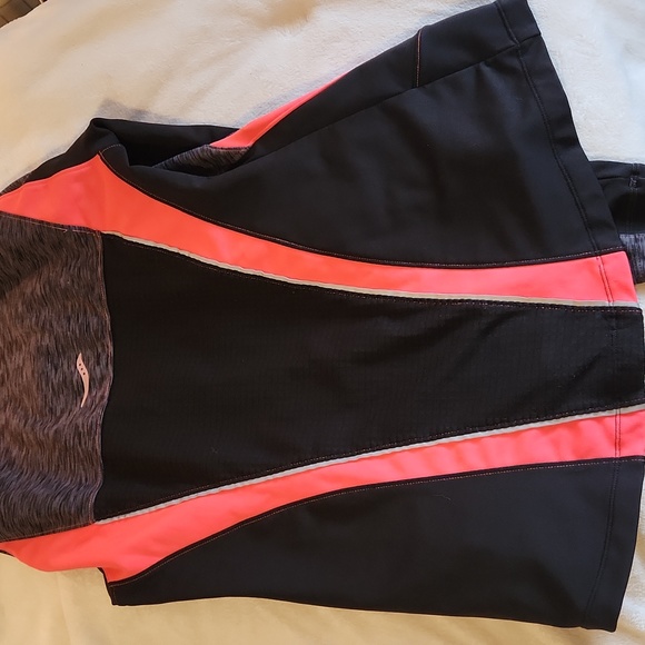 Saucony jacket size small - Picture 4 of 6